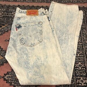 Bleached Levi’s 501s